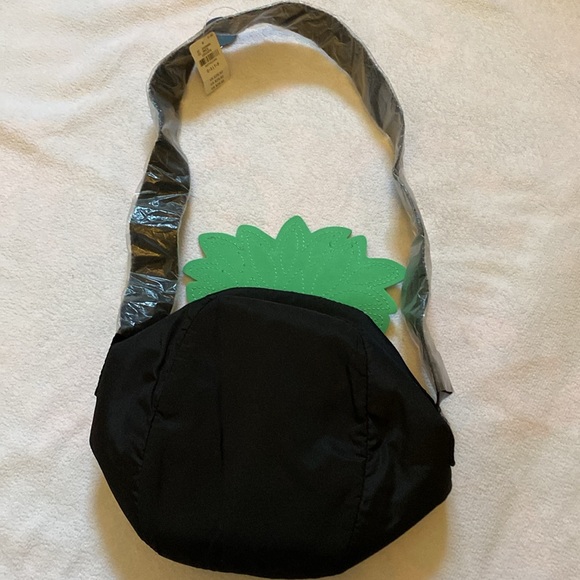 🆕🌟Host Pick🌟VS PINK - Pineapple Cooler🍍Purse Bag - Picture 5 of 7